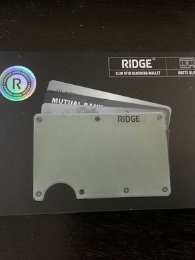 The Ridge slim rfid blocking wallet matte oliver